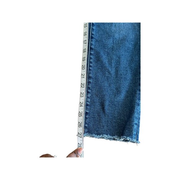 Evereve Women's Jeans Size 26 Medium Wash, Raw Hem Skinny Stretch Denim EE Butto - Picture 11 of 12